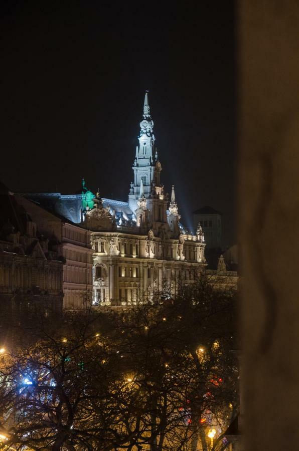 Apartamento Downtown Delight - Erzsebet Blvd - 13 Ppl Budapest Exterior foto