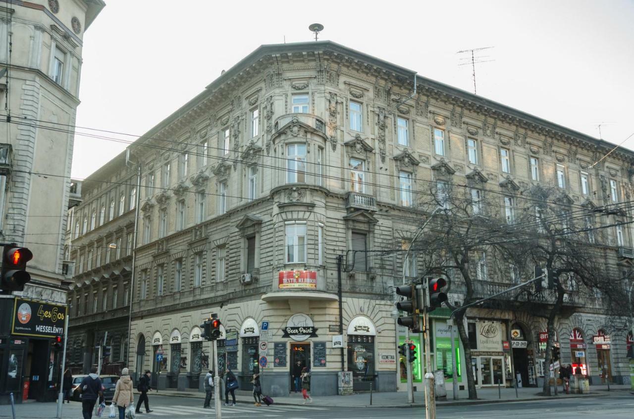 Apartamento Downtown Delight - Erzsebet Blvd - 13 Ppl Budapest Exterior foto